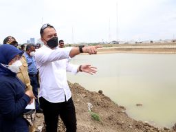 Walikota Eri Cahyadi: Ga Terpikir Maju Pilgub, Fokus Kerja Layani Warga Surabay