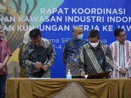 Dukung Kendaraan Listrik, SIER Teken MoU Pembangunan SPKLU