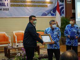 PT SIER Surabaya Terima Persakmi Award 2022