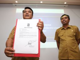 Tak Mencapai Target, Kadis Kominfo Surabaya Beserta Jajarannya Harus Siap Mundur