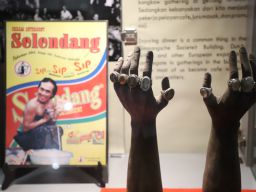Rindu Pelawak Tesy, Warga Surabaya Antusias Datangi Pameran "Nostalgia Srimulat"