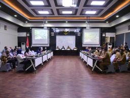 Komisi IX DPR RI Bersama Pemkot Surabaya Bahas Percepatan Pendataan PPPK
