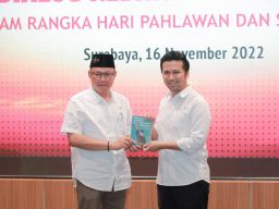 Bedah Buku Ahmad Nawardi, Mengikuti Jejak Peradaban Parlemen Jalanan