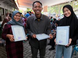 Tebus Ijazah dan Bayar Tunggakan Biaya Sekolah 1.040 Pelajar, Ini Pesan Wali Kota Eri