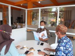 Pelayanan Agar Optimal, Kantor Kecamatan dan Puskesmas di Surabaya Terkoneksi Wifi Gratis