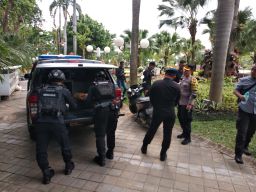 Sebuah Granat Diketemukan di Balai Kota Surabaya