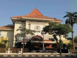 Ijazah Ditahan Perusahaan, Eks Karyawan PT ABC Lapor DPRD
