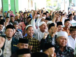 Kiyai Muda Jawa Timur Dukung Ganjar Lakukan Fogging di Ponpes Nurul Hidayah 2 Malang
