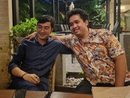 Mundur dari Demokrat, Putra Khofifah Terlihat Akrab dengan Kader Muda PDIP