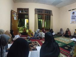 9.999 Warga Jatim Gelar Khotmil Quran Binnadhor untuk Anies Baswedan