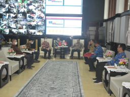 Perkuat Sister City, Wali Kota Eri Ajak Konjen RRT Sempurnakan Wisata Kya-kya