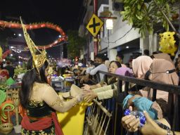 Festival Rujak Uleg Jadi Pesta Rakyat, Bebas Masuk Area Venue Usai Diresmikan