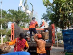 Wow Keren! Sampah Plastik di Surabaya Berkurang 2 Ton Setiap Hari