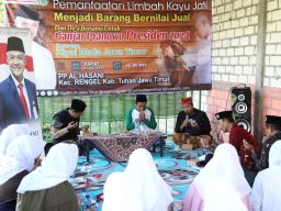 Di Bumi Ronggolawe, Kiai Muda Ganjar Gelar Pelatihan Pemanfaatan Limbah Kayu Jati