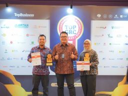 PT SIER Raih Dua Penghargaan TOP GRC Award 2023