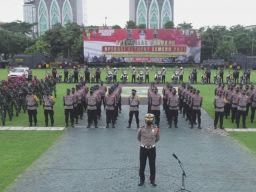 Ribuan Pasukan Gabungan Diterjunkan untuk Pengamanan Piala Dunia U-17 di Surabaya