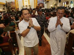 Perayaan Natal Siap Digelar di Balai Kota Surabaya