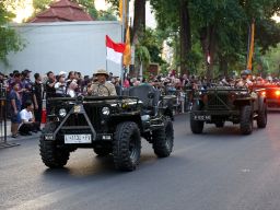 Wow! Terbaru di Surabaya Bakal ada Jeep Tour Keliling Kota Lama