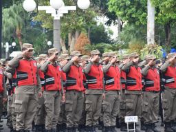 Pemkot Surabaya Siagakan Satpol PP di 137 Traffic Light, Ada Apa?