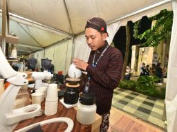 Ribuan Masyarakat Pecinta Kopi Tumplek Blek Digelaran JCC 2024