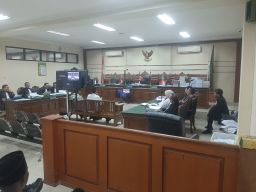 Saksi JPU Tak Buktikan Gratifikasi Untuk Hasan dan Tantri