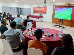 Karutan Kelas 1 Surabaya Ajak Warga Binaan Nobar Laga Timnas Indonesia Vs China 