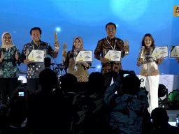 AMH Award 2024, Pemkot Surabaya Raih Penghargaan Kategori Siaran Pers