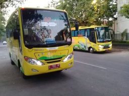 Surabaya Berencana Tambah Armada Bus Sekolah