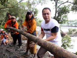 Begini Strategi Wali Kota Eri Cahyadi Atasi Rob di Kawasan Greges Timur