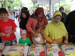 Pemkot Surabaya Gelar GPM, Stabilkan Harga Bahan Pokok