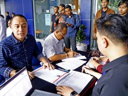 Jalani Pemeriksaan Kesehatan Jelang Pelantikan, Wali Kota Eri dan Wawali Armuji Kondisinya Sehat