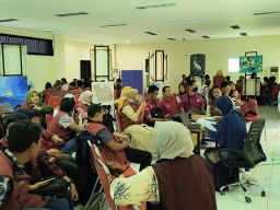 Dinsos Surabaya dan PKH Gelar Bimtek Validasi Data Penerima Manfaat