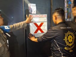 Satpol PP Surabaya Kembali Tindak Dua RHU Penjual Miras di Bulan Ramadan