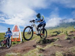 Rinjani Downhill Ride: Menguji Adrenalin dan Aksi Peduli Lingkungan