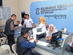 Kelurahan Kedurus Surabaya Masuk Tiga Besar Lomba Kelurahan Tingkat Provinsi 2025