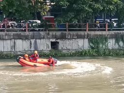 Pengamen Hilang di Sungai Jagir Usai Kabur dari Razia Satpol PP