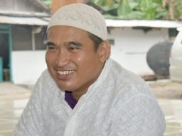 Satu Mengecor, Satu Terjebak Reruntuhan: Cerita Wali Santri Ponpes Al-Khoziny