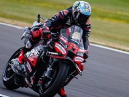 Bezzecchi Juara Sprint MotoGP Australia, Sempat Tabrak Burung
