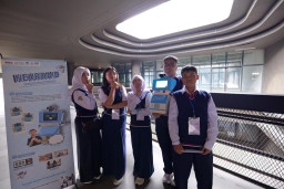 Robot Pendamping Anak Autis Karya Pelajar SMP Surabaya Raih Emas