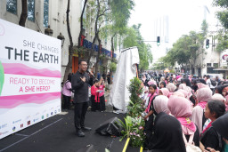 Pemkot Surabaya dan Bumbi Deklarasikan Gerakan Kurangi Pemakaian Pembalut Sekali Pakai