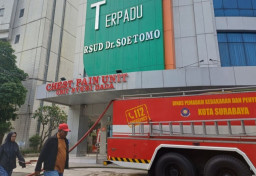 Ruang Operasi RSUD dr Soetomo Terbakar