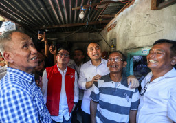 Pemkot Surabaya Raih Penghargaan RTLH Tertinggi, Target Tuntaskan 7.196 Rutilahu pada 2027