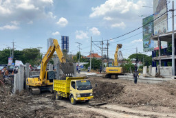 Pemkot Surabaya Lanjutkan Pelebaran Jalan Raya Menganti Sepanjang 950 Meter Tahun Ini