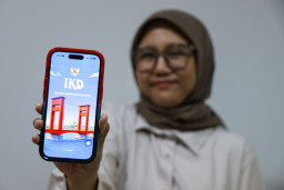 Ratusan Ribu Warga Surabaya Beralih ke IKD