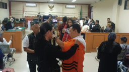Bupat Nonaktif Sugiri Dituntut 7 Tahun, Sekda 4 Tahun 8 Bulan