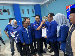 Emil Dardak Resmi Daftar Calon Ketua Demokrat Jatim 2026–2031