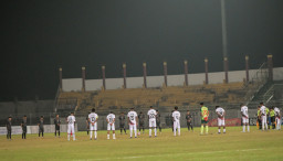 Sebelum Kick-off, Pemain dan Penonton Soekarno Cup 2026 Hening Cipta untuk Korban Gempa Flores