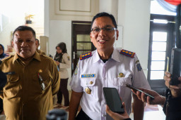 Pemkot Surabaya Tegaskan Komitmen Digitalisasi Parkir Tepat Waktu Dan Transparan