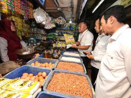 Harga Beras di Surabaya Stabil, PD Pasar Surya: Pasokan dan Demand Cukup