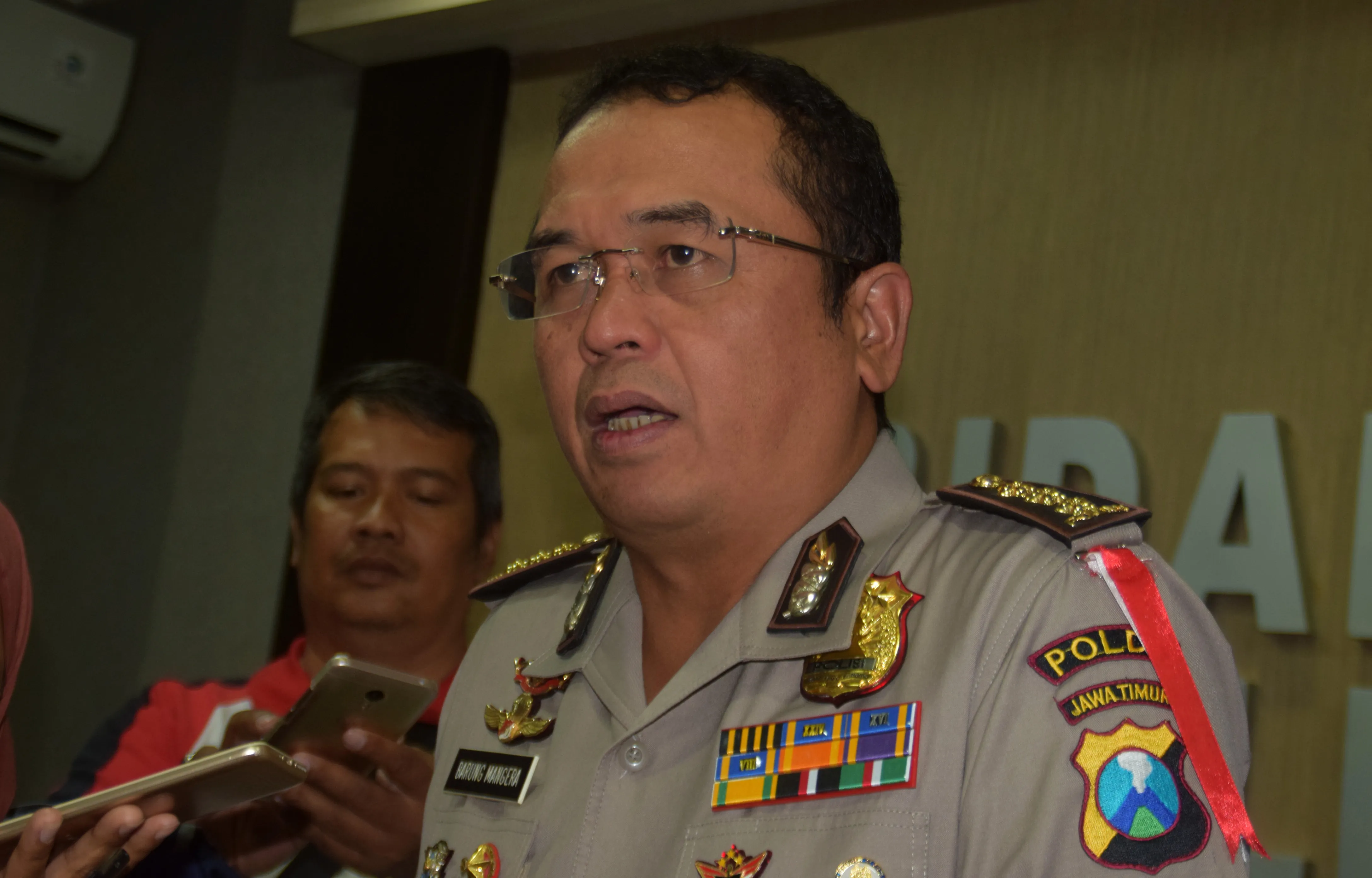 Tim DVI Polda Jatim Ambil Sampel DNA Keluarga Korban Lion Air